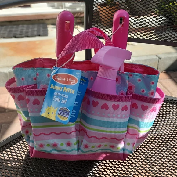 Melissa and Doug gardening tote - Picture 4 of 8